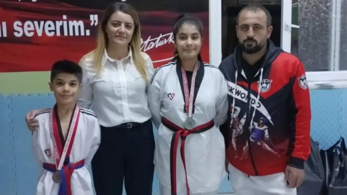 Taekwondo İl İkincisi ve İl Üçüncüsü Olan Kursiyerlerimizi Tebrik Ederiz